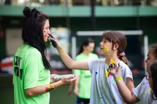 color day party3