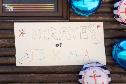 pirates party8